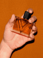 Valentino Vendetta Uomo Eau de Parfum, New Bold & Woody Spicy Signature For Men - Image 6